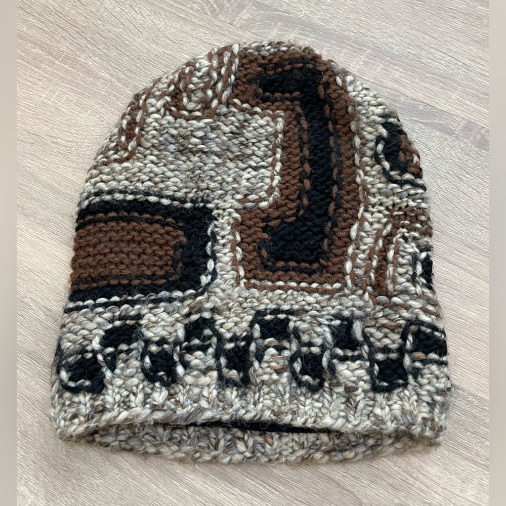 WILFRED Aritzia Wool Alpaca Blend Soft Brown Toque.